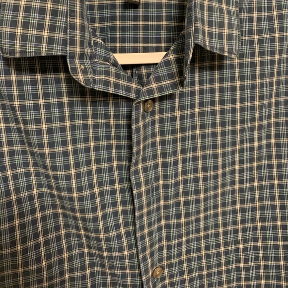 Men’s APT9 dress shirt - Picture 2 of 3
